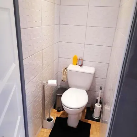 Charmante Maison A Avec Jardin Cloture Ferienhaus *